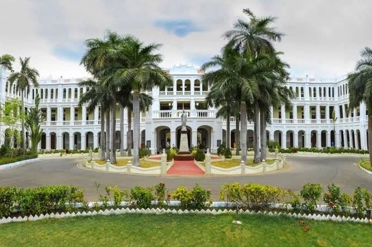 Historic Loyola College entrance on Sterling Road, Nungambakkam — home of the Loyola cricket ground in central Chennai